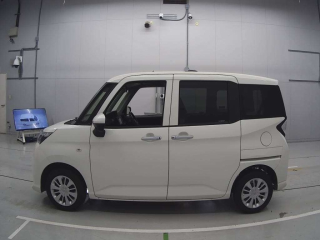 TOYOTA TANK 2018