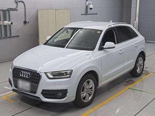 AUDI Q3 2015