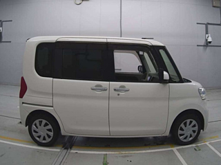 DAIHATSU TANTO 2014