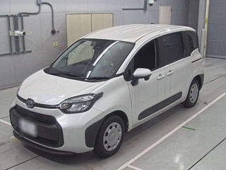 TOYOTA SIENTA 2025