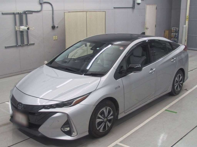 TOYOTA PRIUS PHV