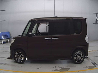 DAIHATSU TANTO 2014