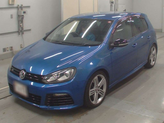 VOLKSWAGEN GOLF 2010