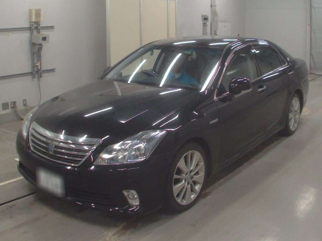 TOYOTA CROWN 2011