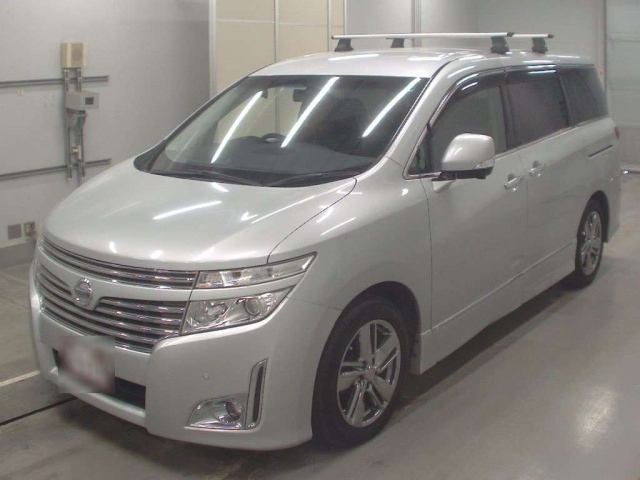 NISSAN ELGRAND 2011