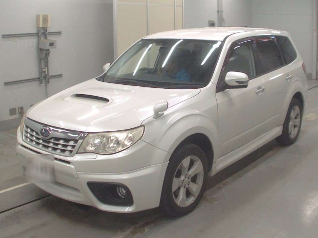 SUBARU FORESTER 2010