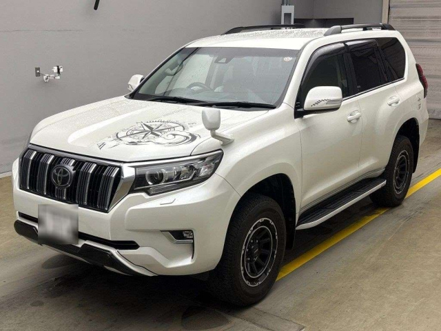TOYOTA LAND CRUISER PRADO 2018