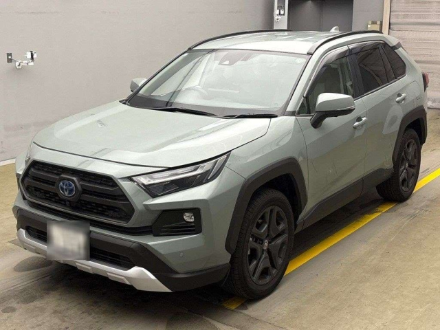 TOYOTA RAV4 2024