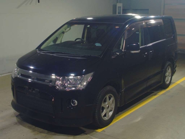MITSUBISHI DELICA D5 2008