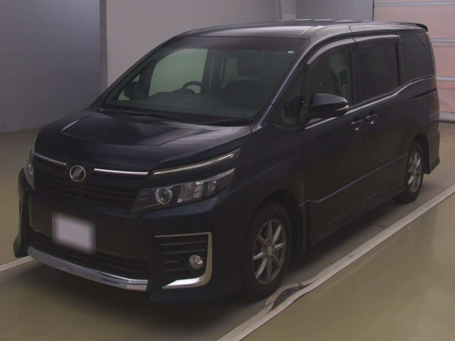TOYOTA VOXY 2014