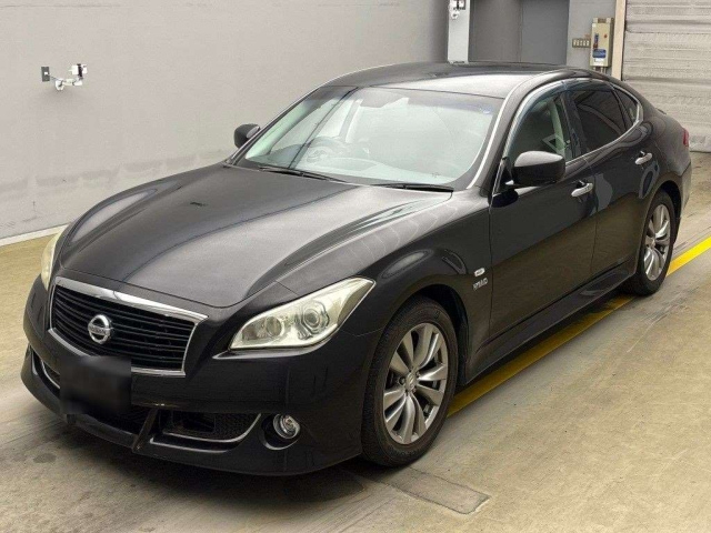 NISSAN FUGA 2012