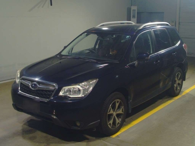 SUBARU FORESTER 2015