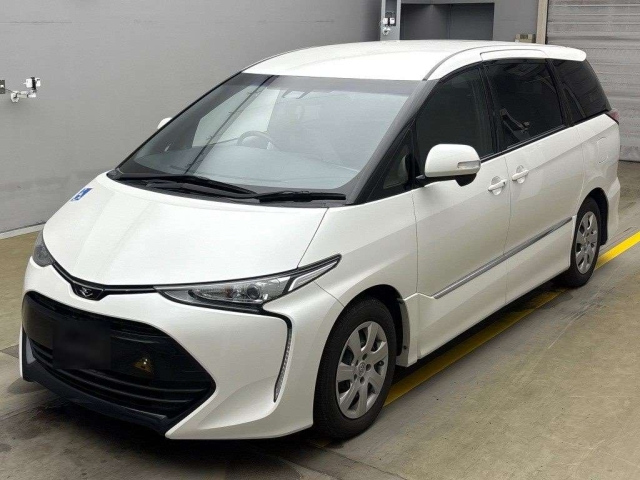 TOYOTA ESTIMA 2018
