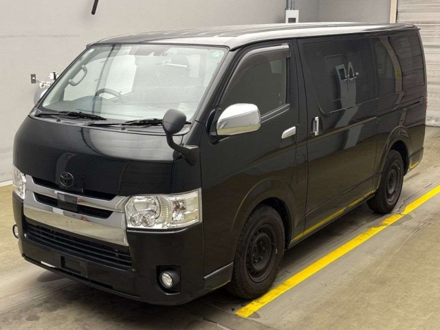 TOYOTA REGIUS ACE VAN