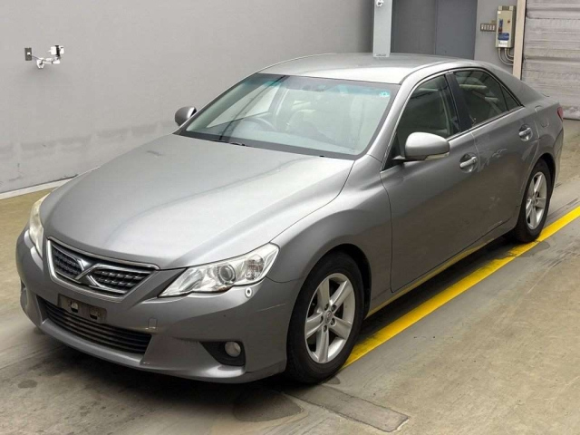 TOYOTA MARK X 2010