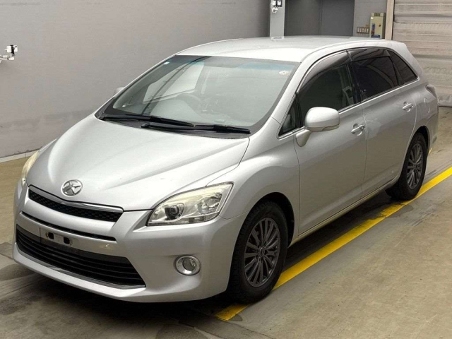 TOYOTA MARK X ZIO 2012