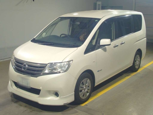 NISSAN SERENA 2013
