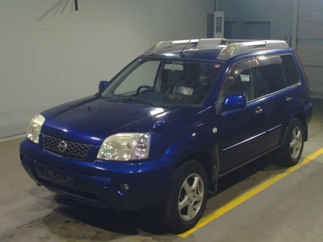 NISSAN X-TRAIL