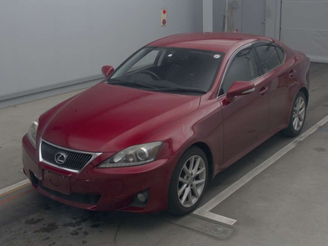 LEXUS IS