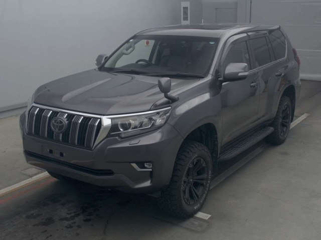 TOYOTA LAND CRUISER PRADO 2020