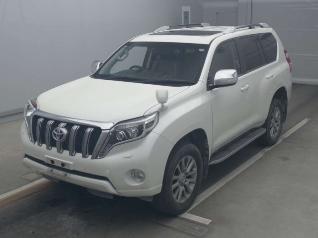 TOYOTA LAND CRUISER PRADO 2017