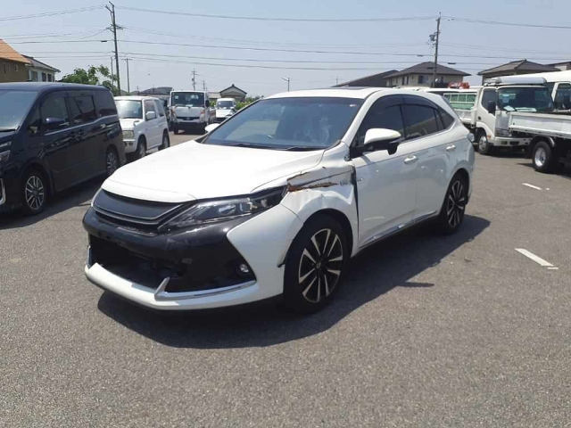 TOYOTA HARRIER 2016