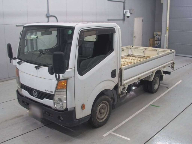 NISSAN ATLAS 2014