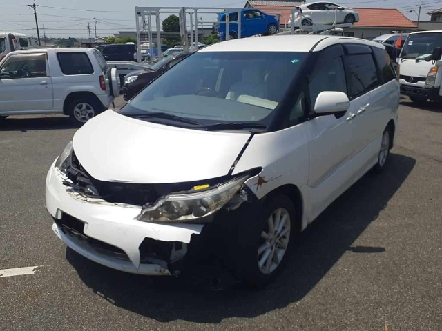 TOYOTA ESTIMA 2010