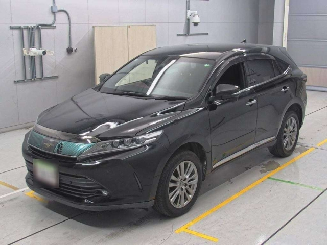 TOYOTA HARRIER 2017