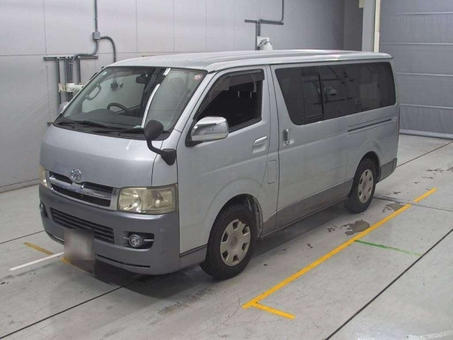 TOYOTA REGIUS ACE VAN