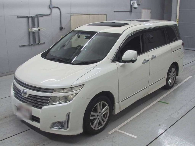 NISSAN ELGRAND 2010