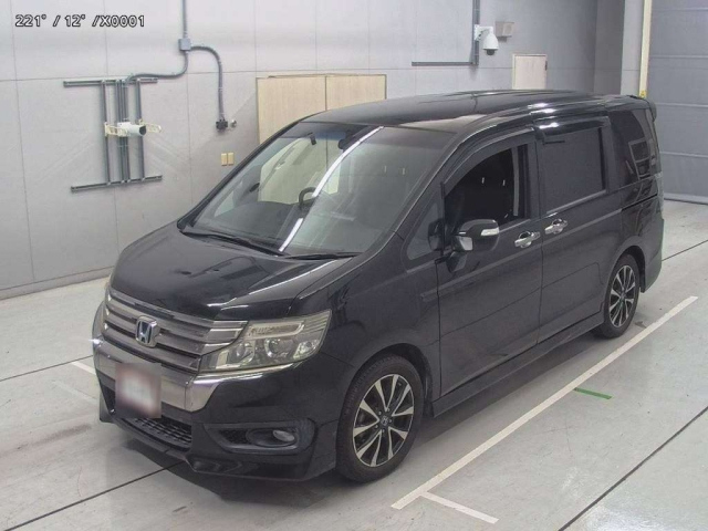 HONDA STEP WAGON 2013