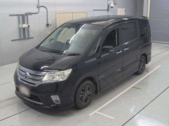 NISSAN SERENA 2013