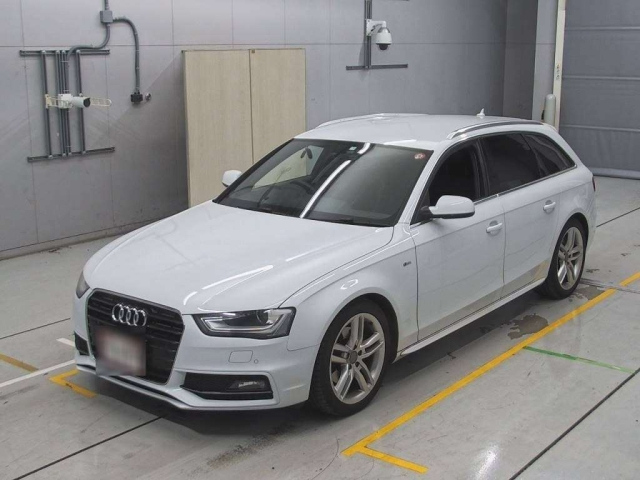 AUDI A4 2012