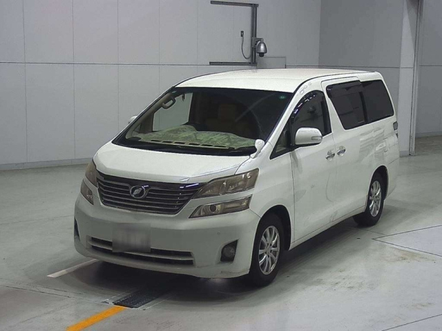 TOYOTA VELLFIRE 2010
