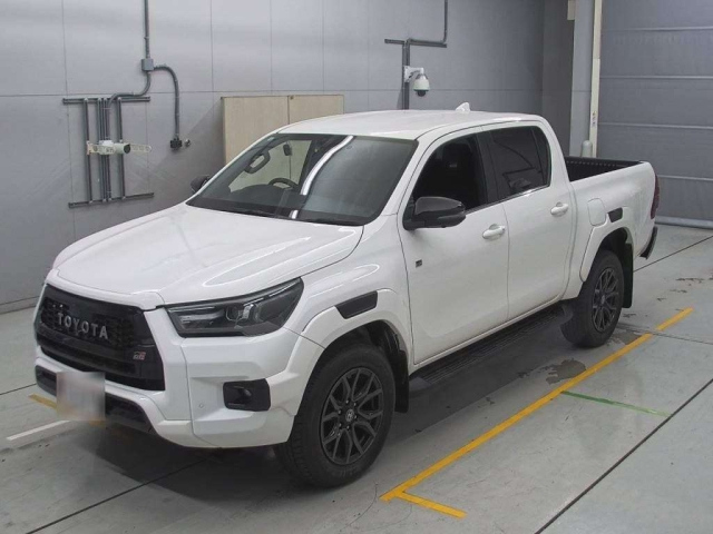 TOYOTA HILUX 2022