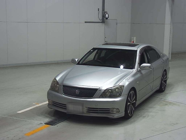 TOYOTA CROWN 2005