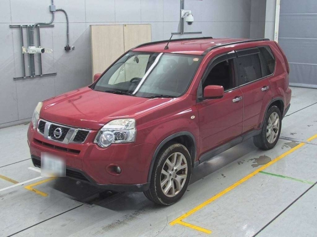NISSAN X-TRAIL 2013