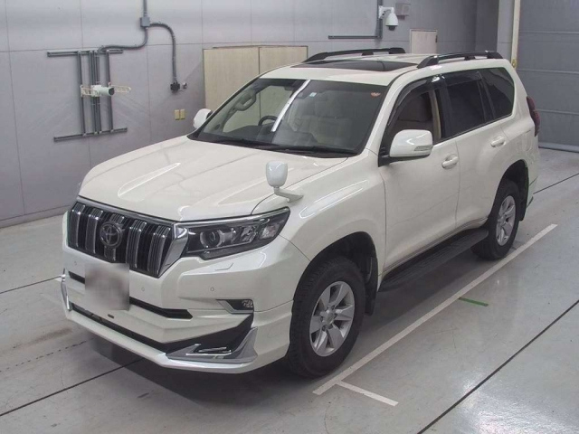 TOYOTA LAND CRUISER PRADO 2023