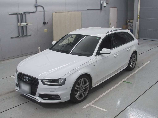AUDI A4 2013