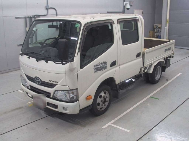 TOYOTA DYNA 2020