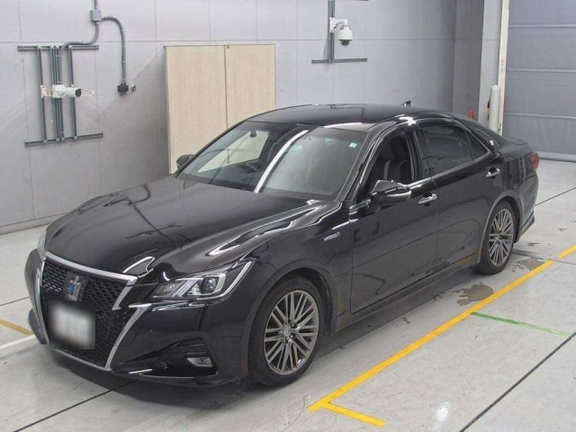 TOYOTA CROWN 2017