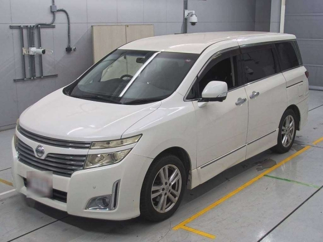 NISSAN ELGRAND 2010