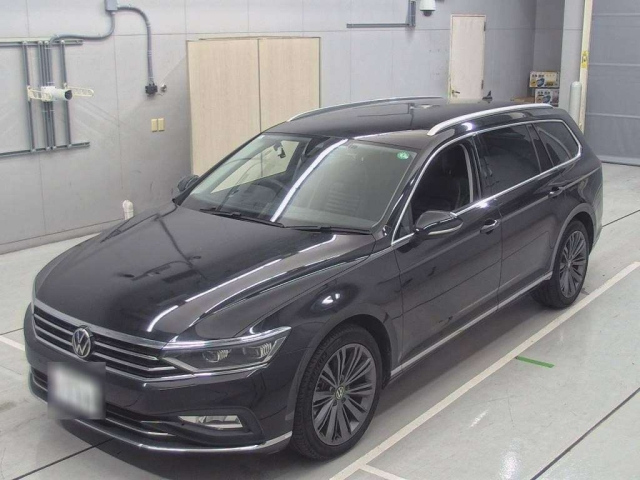 VOLKSWAGEN PASSAT VARIANT 2021