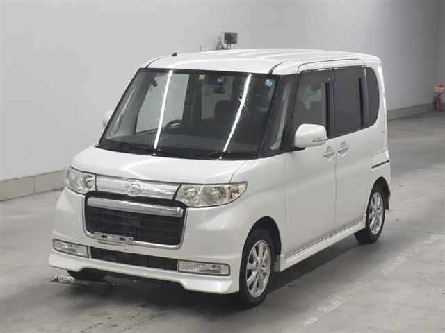 DAIHATSU TANTO 2009
