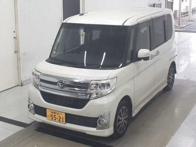 DAIHATSU TANTO 2015
