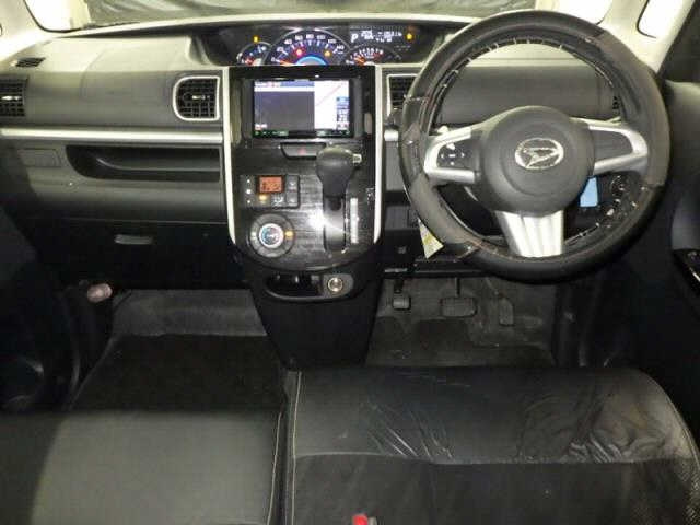 DAIHATSU TANTO 2015