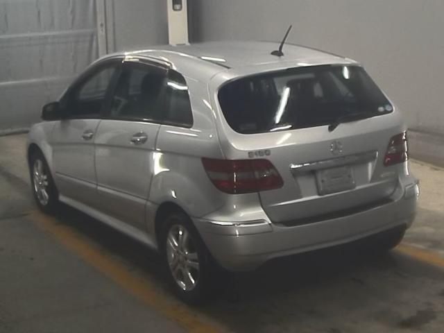 MERCEDES BENZ B CLASS 2011