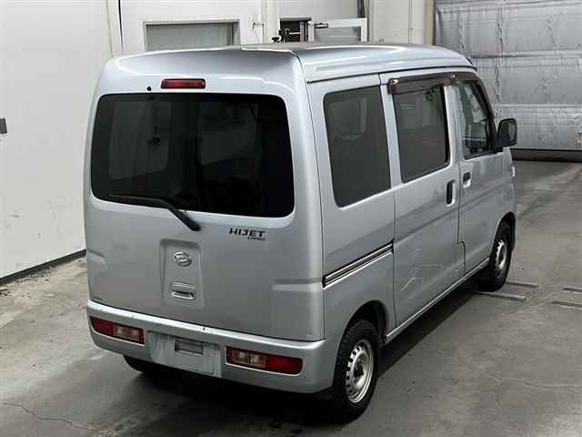 DAIHATSU HIJET VAN 2017