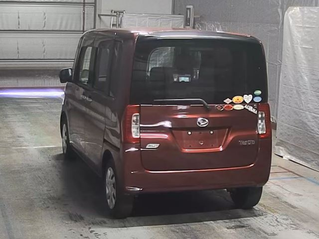 DAIHATSU TANTO 2014